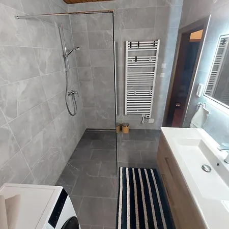 Stony Sea Apartment